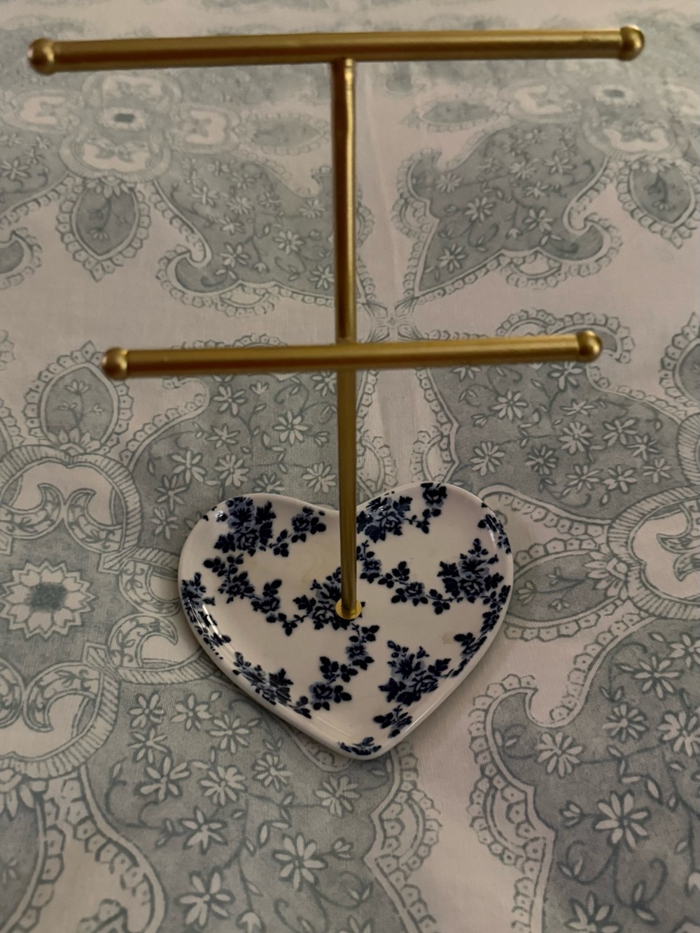 Heart-Shaped Blue Floral Jewelry Dish - White/Blue